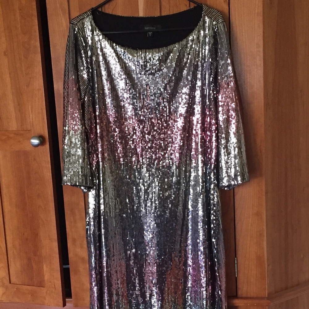 Karen Kane 1x Sequin Shift Dress COMFORTABLE